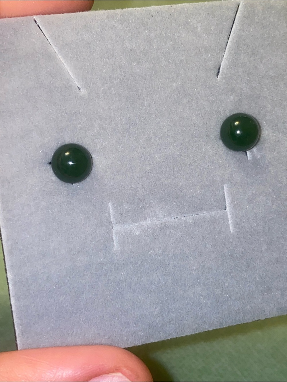 Elegant Green Jade Bead Stud Earrings - Classic Women Jewelry. 18 K Gold - Picture 3 of 4